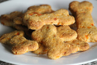 Tasty Tuesday: Luna & Cynder’s Sweet Potato and Carrot Cookies!